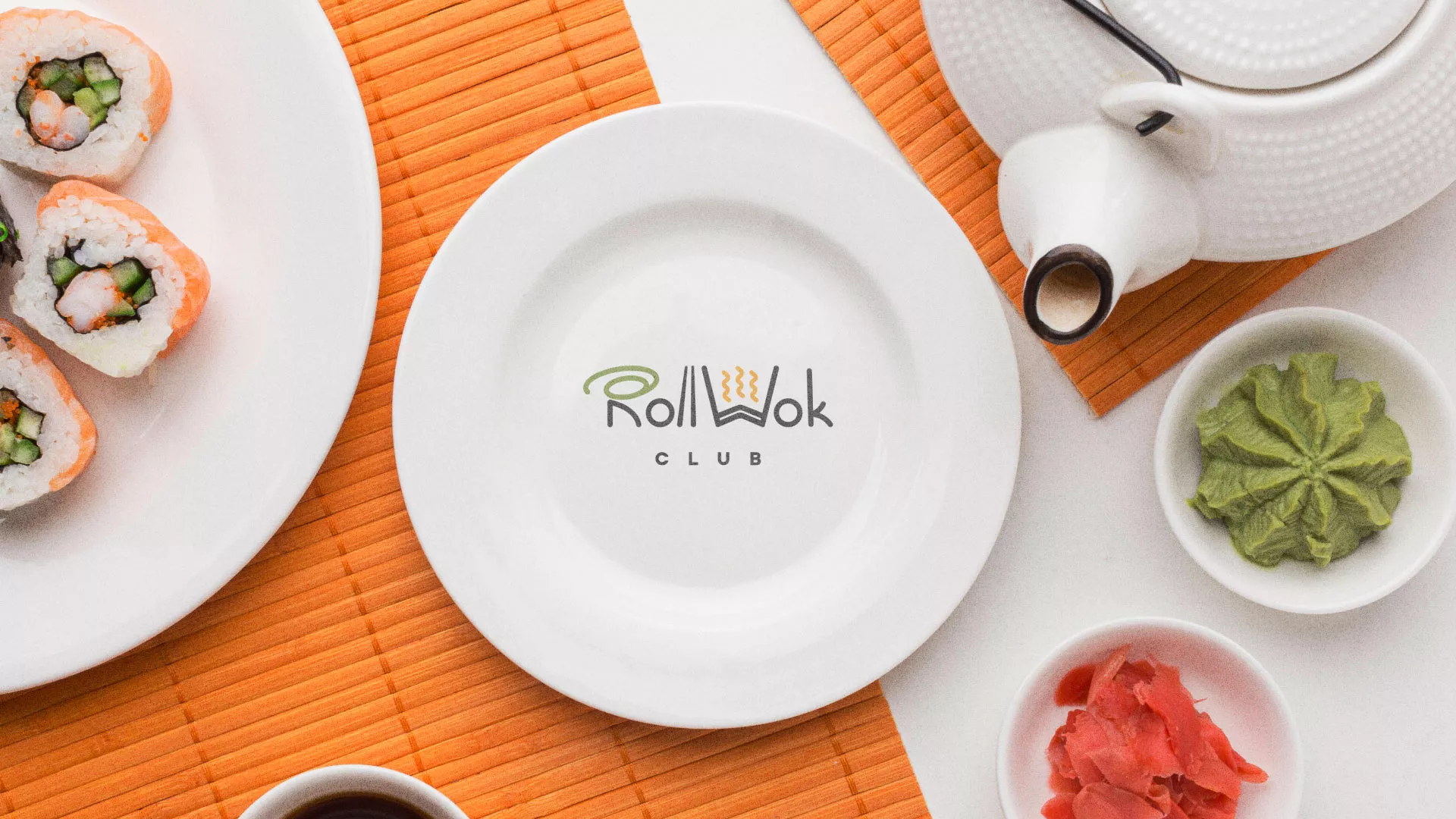 Разработка логотипа и фирменного стиля суши-бара «Roll Wok Club» в Волжском